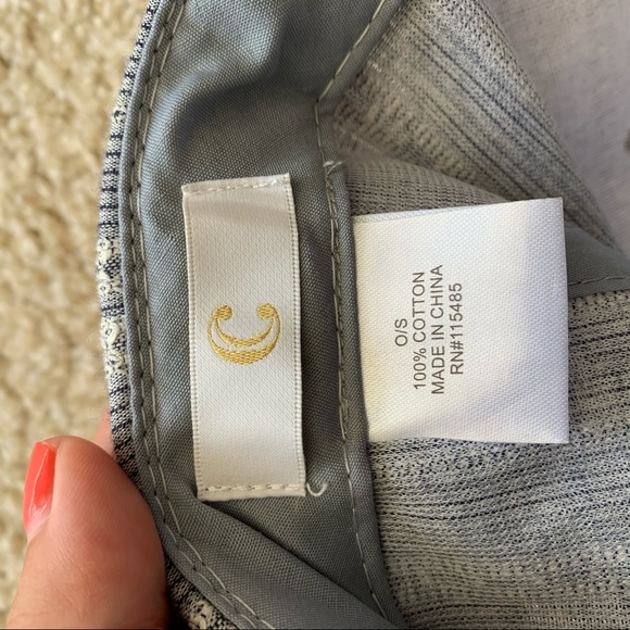 hat - Picture 3 of 4